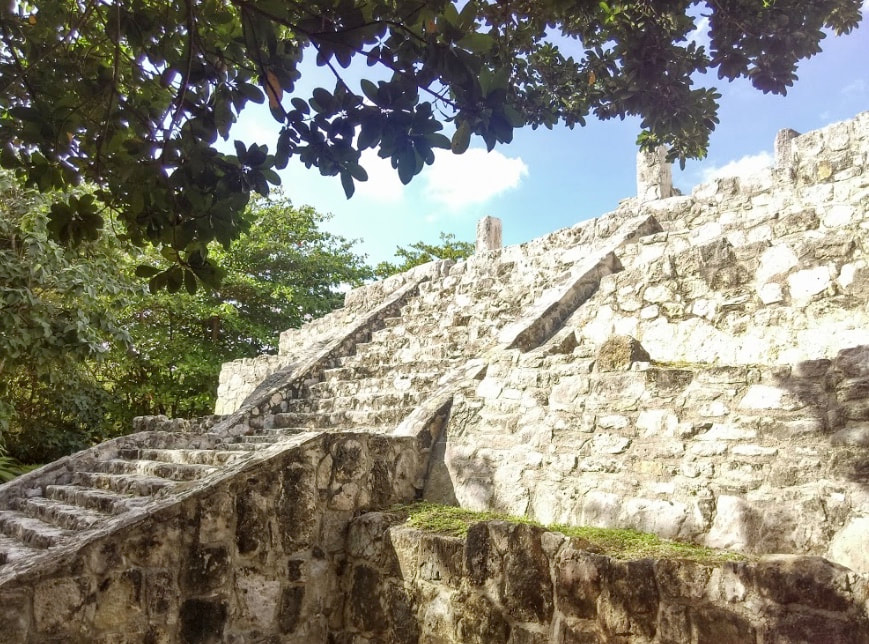 San Miguelito Archaeological Zone - Cancun, Q.R. - YUCATAN CRUISES