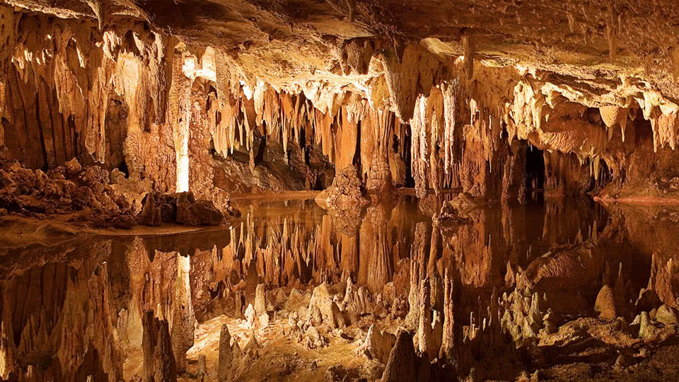 Caverns - Luray Caverns