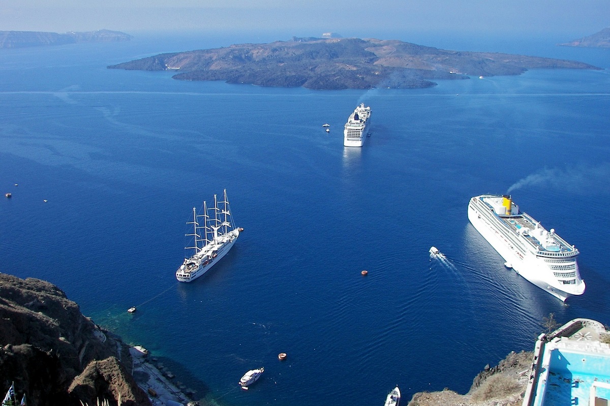 Santorini Cruise Ship Controls Kick Off | GTP Headlines