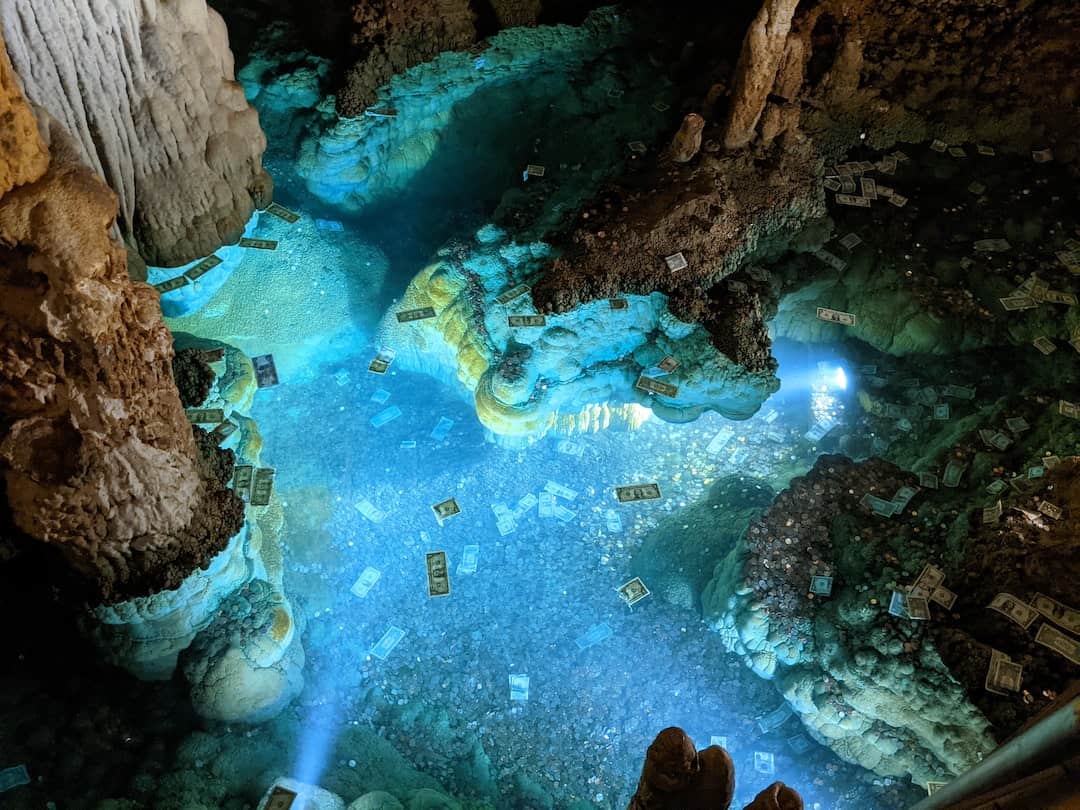 Exploring the Depths: Unveiling the Best Caves and Caverns in Virginia 