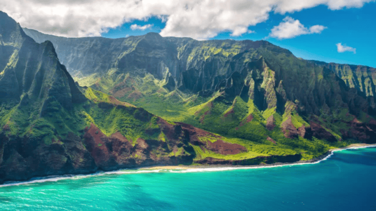 Exploring the Honest Pros and Cons of Living in Hawaii: Is the Island Life Right for You?