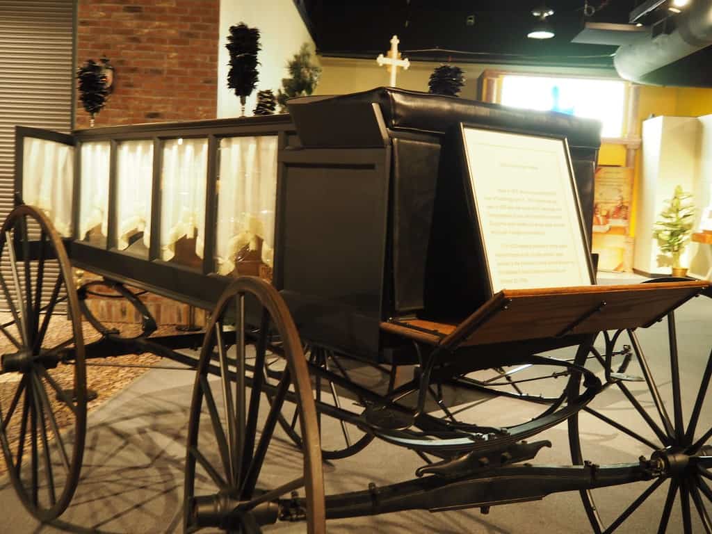 1832 hearse | National Museum of Funeral History. Death Salo… | Flickr
