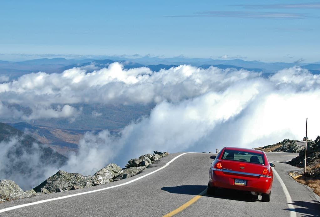 Into the sea of clouds | Mt. Washington Auto Road | Flickr