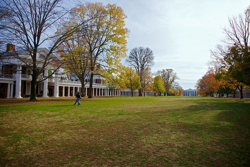 File:Lawn UVa looking south fall 2010.jpg