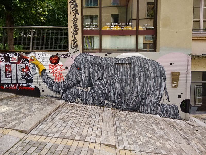File:Lyon Elephant Graffiti.jpg