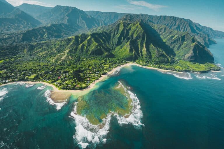 Best Hawaii Day Trips: Explore Oahu, Big Island, Maui, and More!