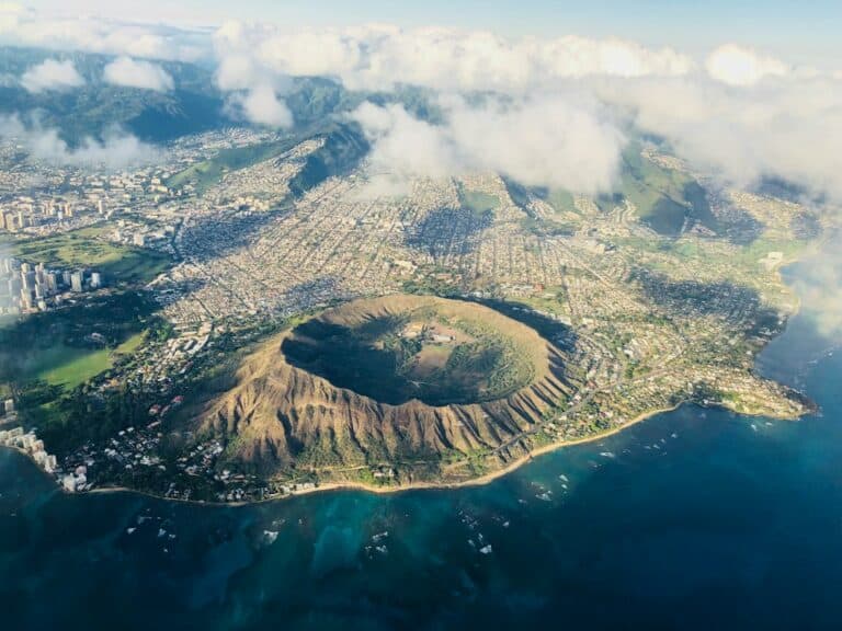 Aloha on the Trail: The Best of State Parks in Hawaii 